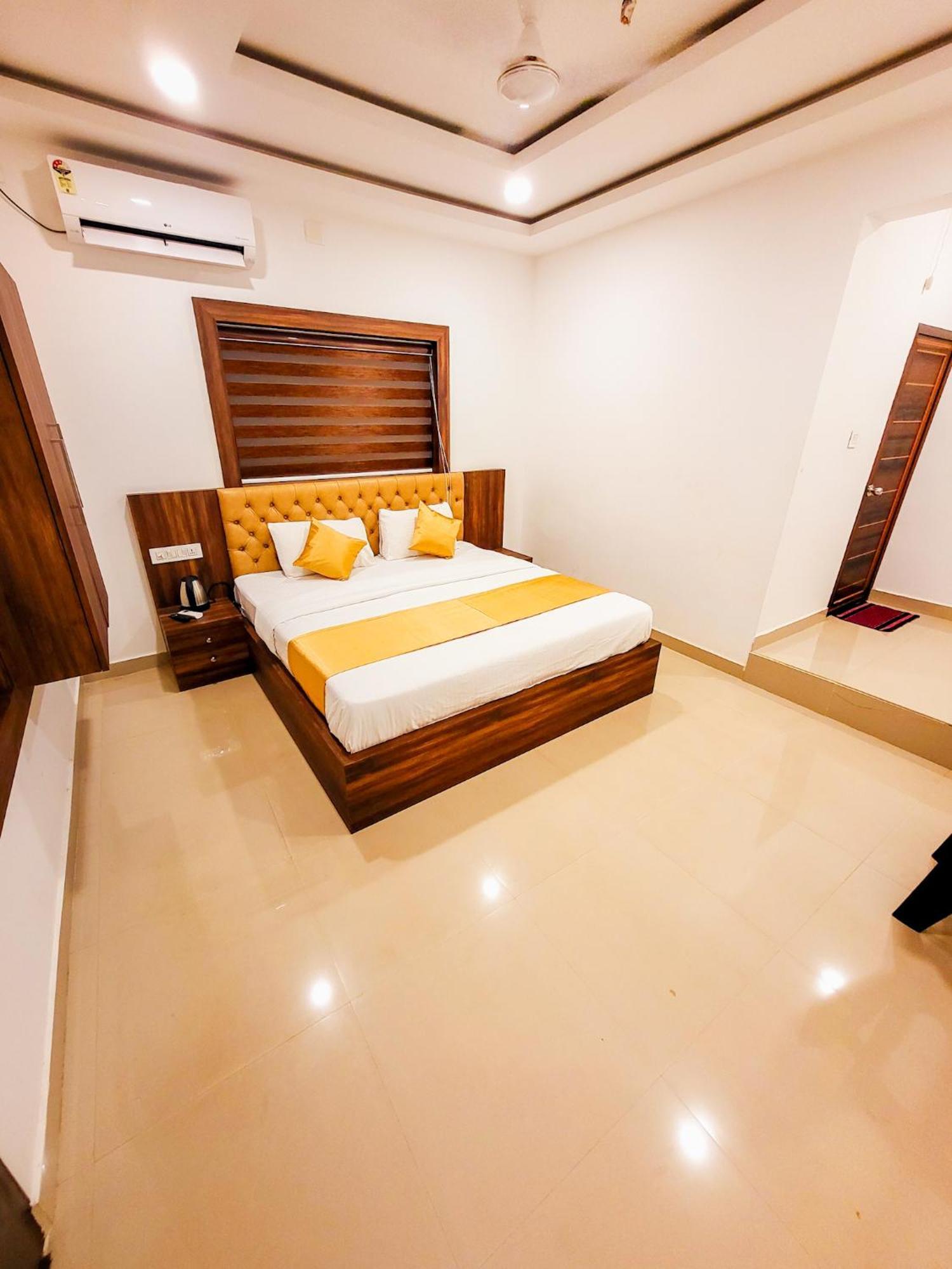Thejaswini Residency Cheruvathur Nīleshwar Exterior foto