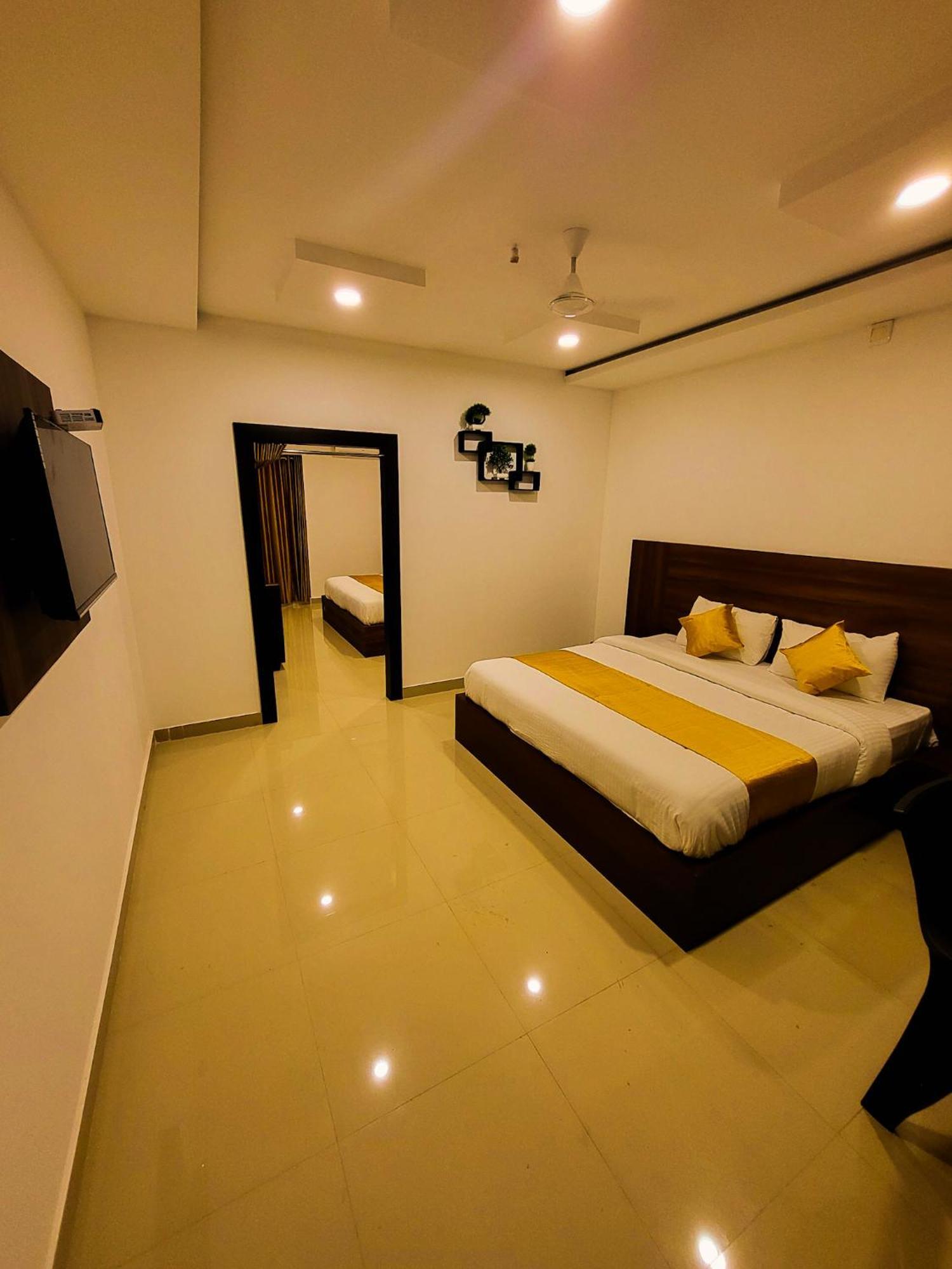 Thejaswini Residency Cheruvathur Nīleshwar Exterior foto